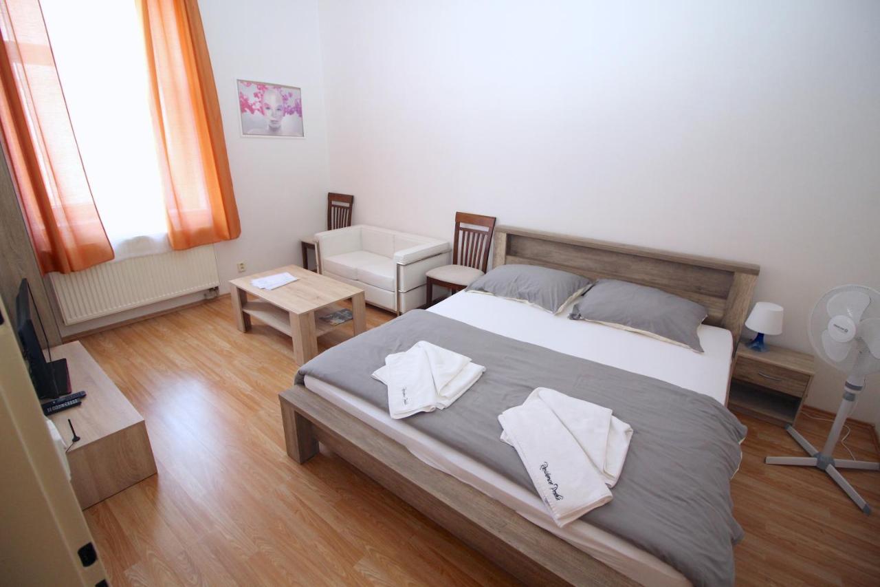Residence Praha Aparthotel מראה חיצוני תמונה